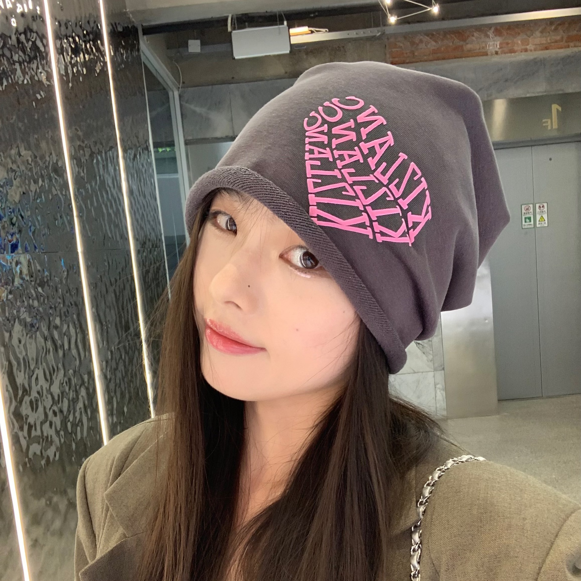 Granny Chen / sombrero Chica caliente amor amor letras pila sombrero otoño invierno calles versátiles muestran la cara pequeña gorra fría