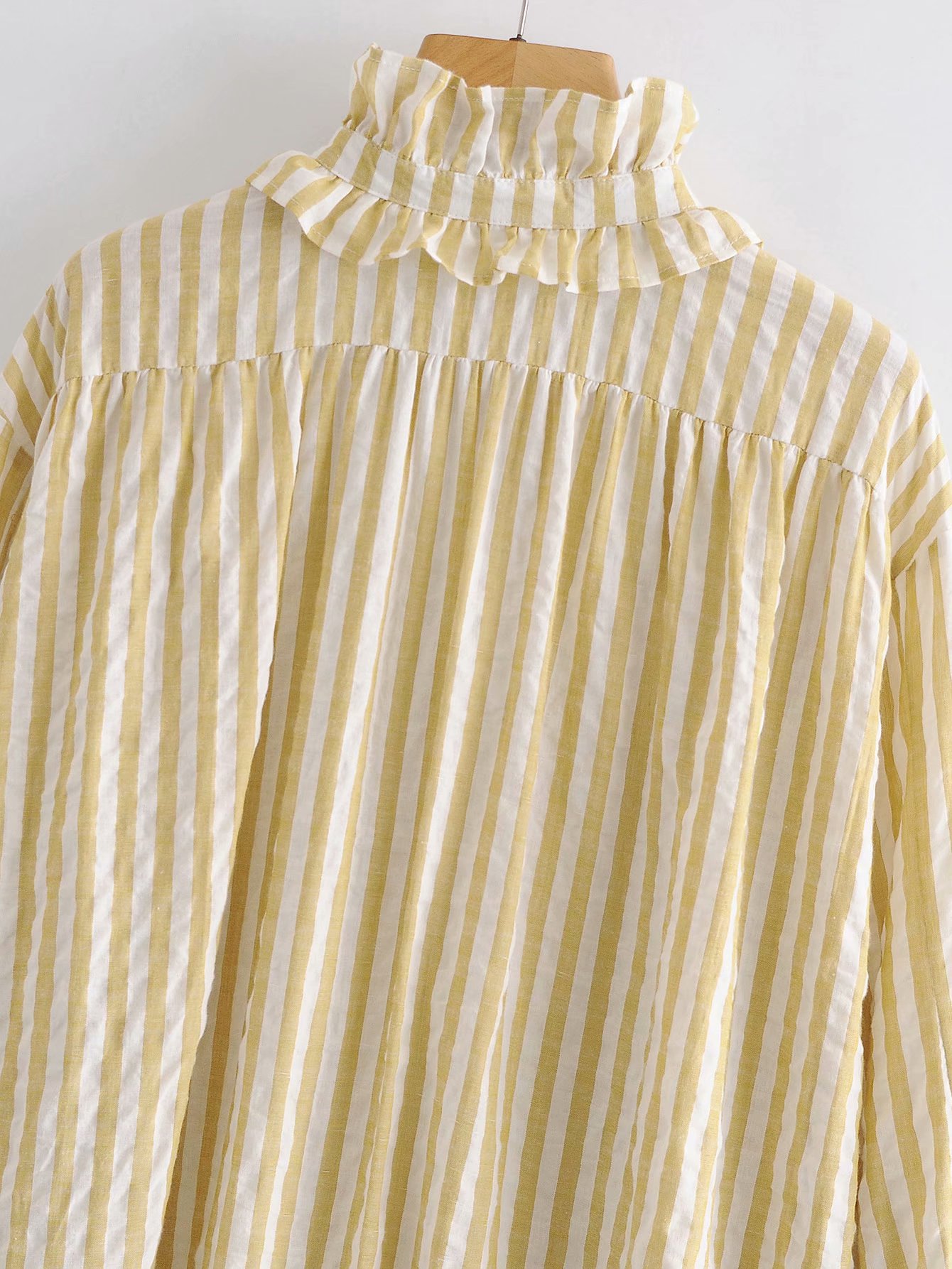 striped pleated stand collar lotus sleeve shirt  NSAM22452