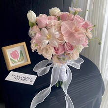 粉玫瑰手捧花鲜花高端新娘结婚领证同城速递风铃花束上海北京全国