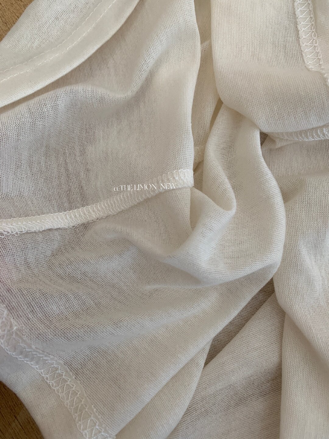 Áo thun nữ tay dài cổ tròn in chữ, phong cách Hàn Quốc, chất liệu cotton thoáng mát — màu đen, màu trắng, màu xám, màu vàng chi tiết 87