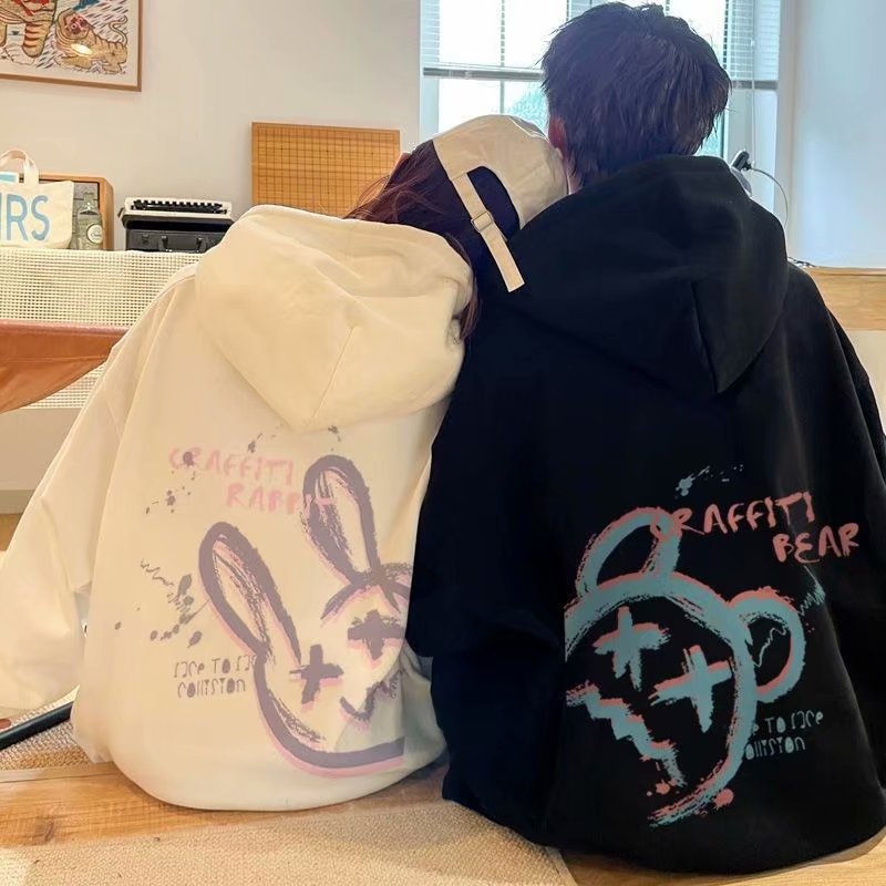 超火涂鸦小熊兔情侣装春秋季学生卫衣服2021新款潮流加绒外套装冬
