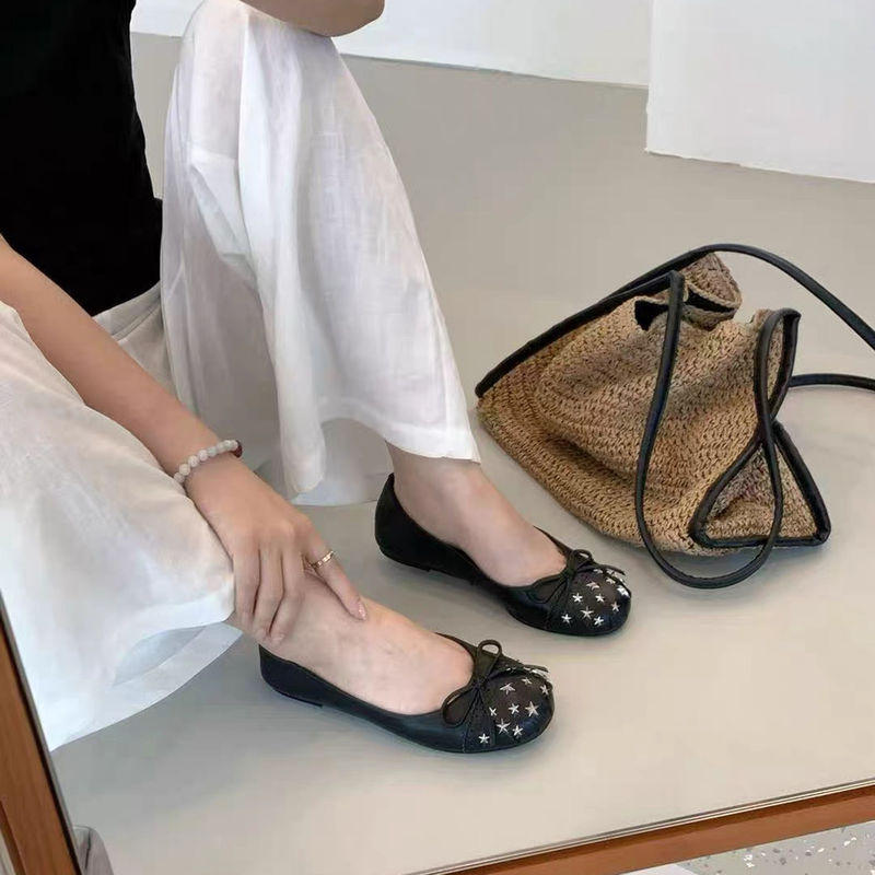 Giày búp bê nữ mũi tròn cổ thấp đính nơ, đinh tán và ngôi sao, đế bằng gót thấp — Màu xanh dương, màu đen