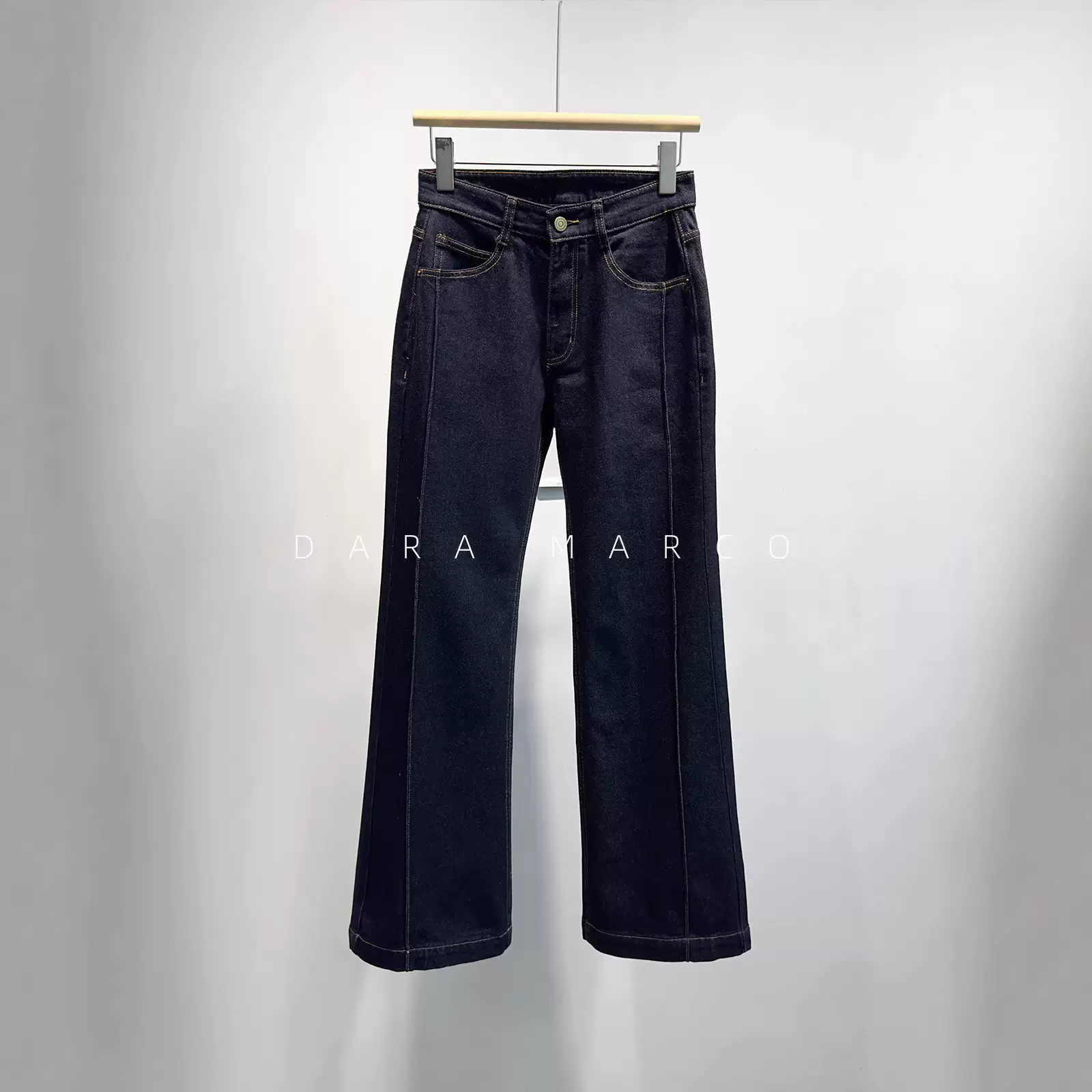 原色丹宁~E家柜上1.7K舒适棉弹修身显瘦微喇牛仔裤阔腿休闲女早春