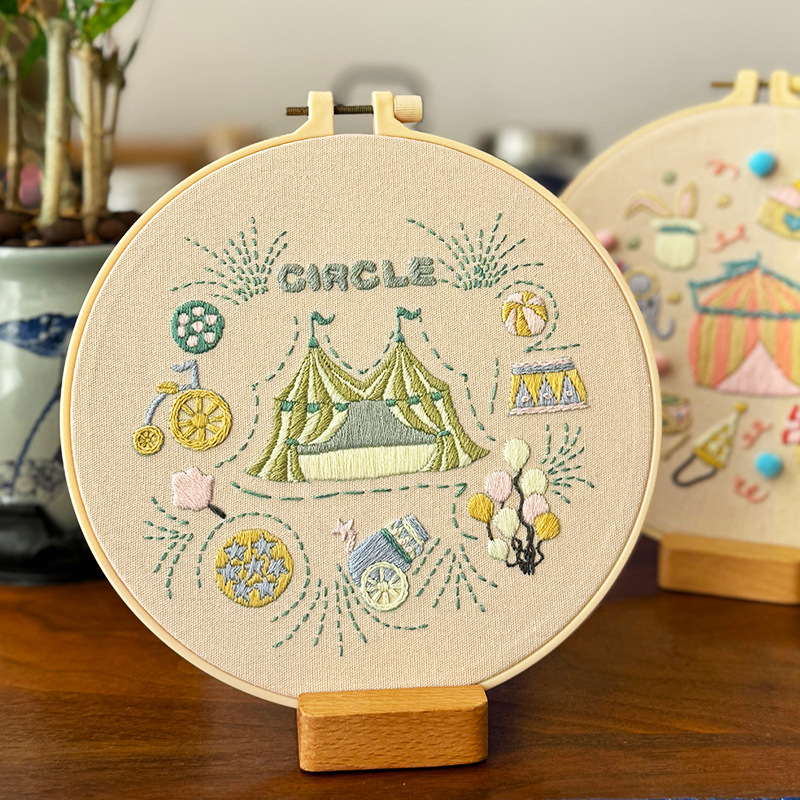 Lu bordado creativo parque infantil pintura colgante bordada a mano DIY material paquete de decoración festiva pintura de graffiti bordado cruzado