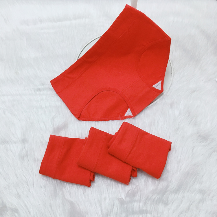 Bragas de algodón rojo de año natal para mujeres estudiantes japonesas de cintura media simple transpirable para niñas calzoncillos de gran tamaño al por mayor