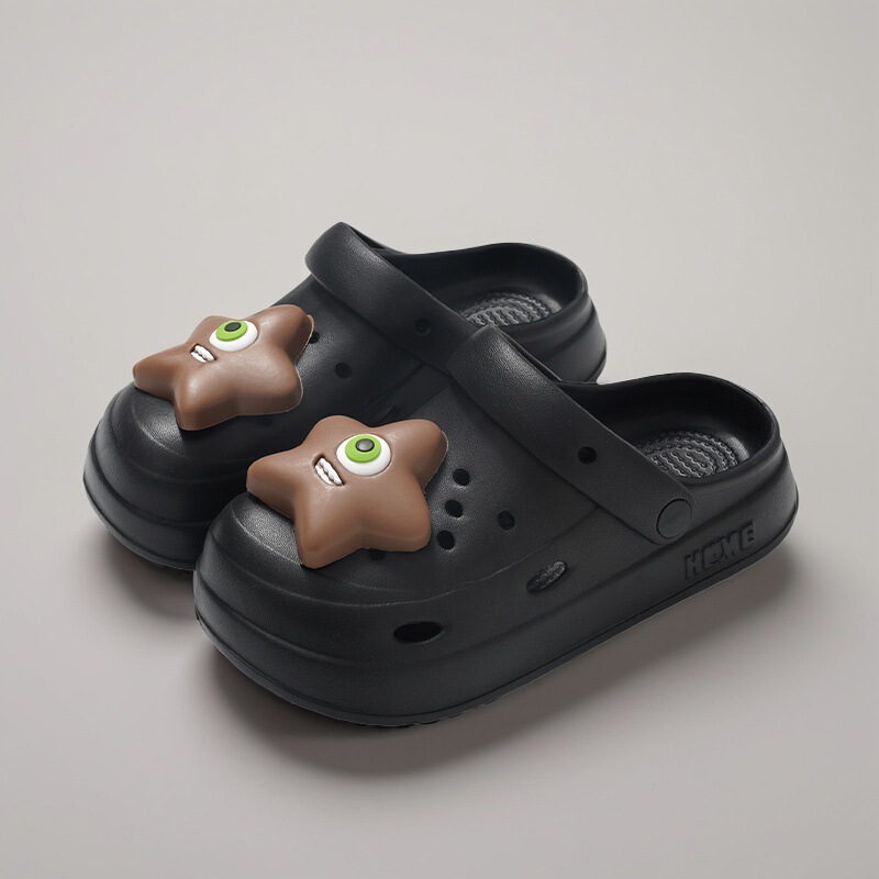 [Ready Stock] Cartoon Croc Shoes Women's Summer Outerwear Thick-Soled Anti-Slip 2025 New Beach Sandals Dropshipping