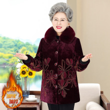 冬季新款绣花金雕绒外套中长款大码老人衣服奶奶装加绒毛领大衣厚
