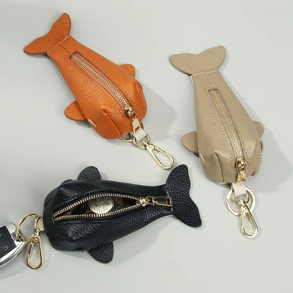 First-Layer Cowhide Key Bag for Women, Cute Little Fish Pendant, Decorative Key Cosmetics Bag, Mini Leather Keychain