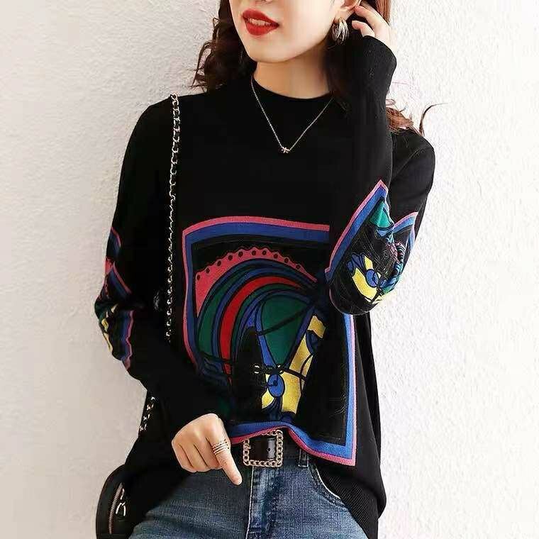 Knitted autumn black sweater