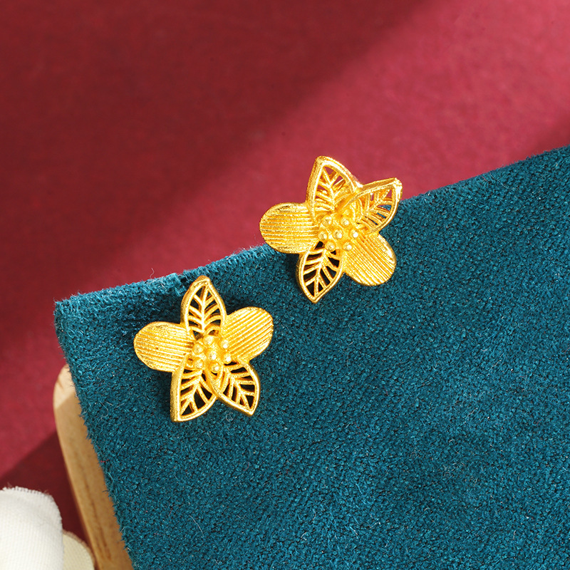 Antiguo estilo vietnamita arenas flores pernos de orejas de alta calidad para mujeres no se desvanecen cuatro hojas cinco flores joyas de orejas de aleación de latón