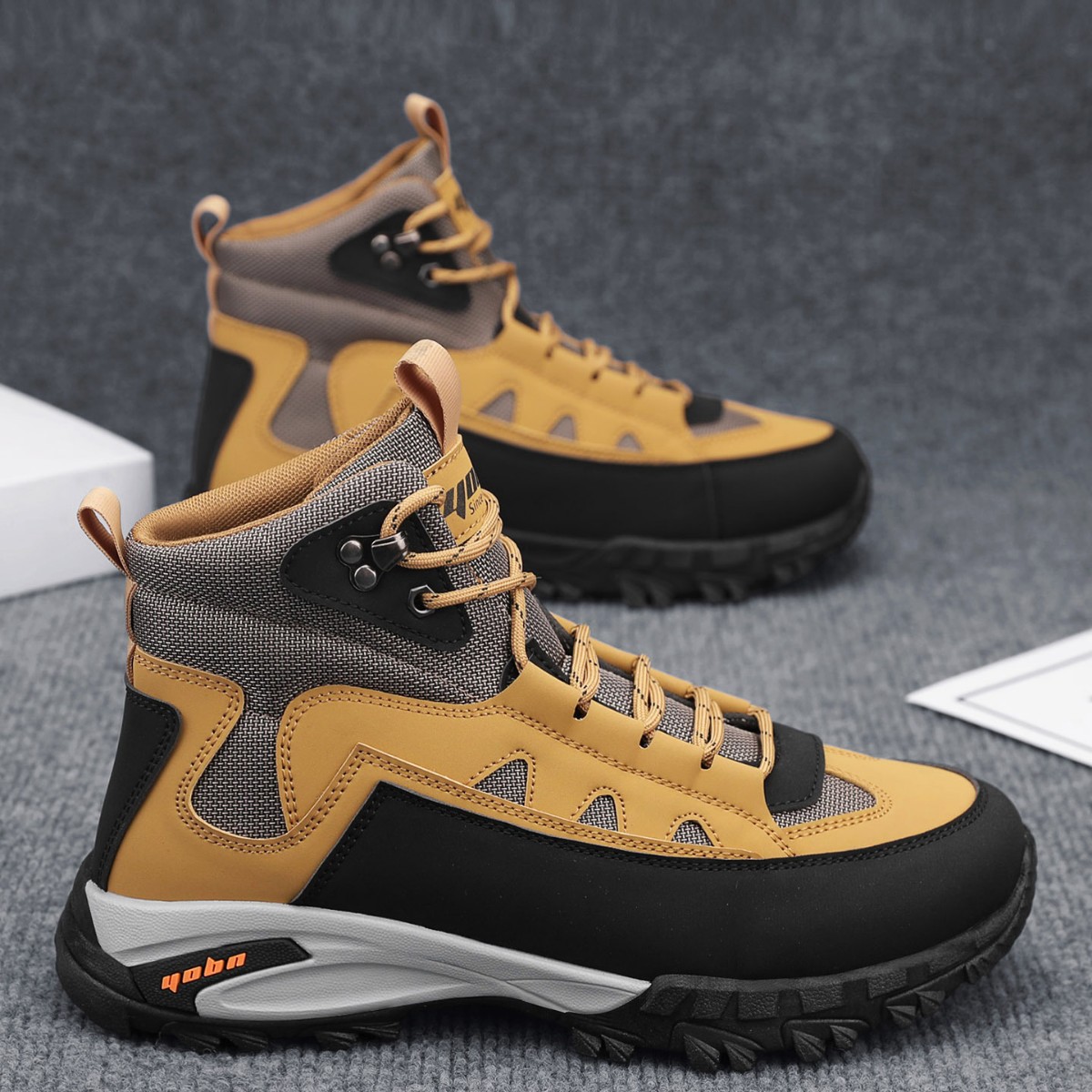 High-Top Men's Shoes Autumn and Winter Outdoor Casual Workwear Hiking Trendy Shoes Men's 2025 New Retro Thick-Soled Boots