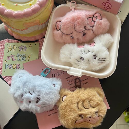 Adorable Autumn/Winter Plush Cat Keychain, Schoolbag Clip, Couple's Accessory, Gift, Versatile Sweet Cartoon Ornament