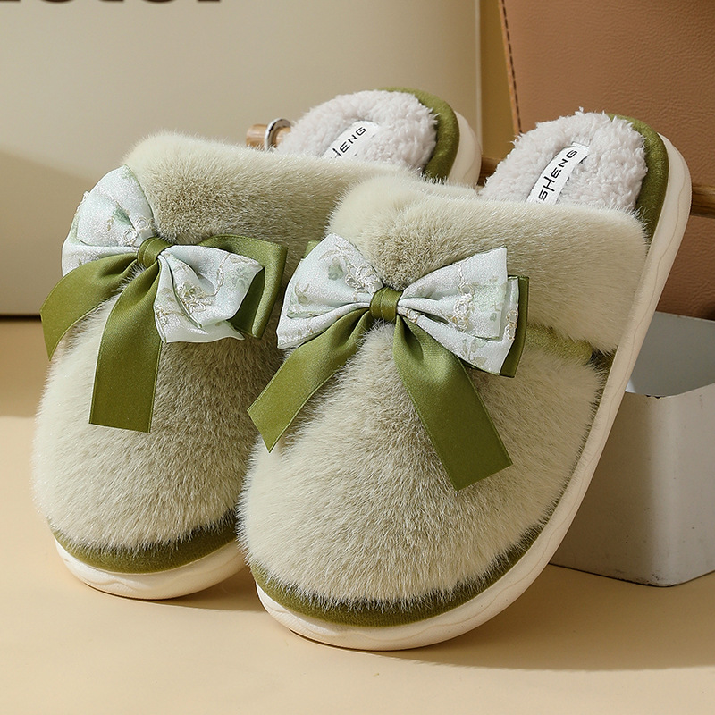thumbnail image 1 of Zapatillas de algodón de felpa para el hogar de otoño e invierno, felpa con lazo de estilo nacional, fondo cómodo y suave, zapatillas cálidas de confinamiento para parejas, hombres y mujeres, 1 of 5