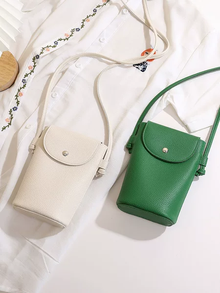 Cross-Border Genuine Leather Texture Compact Lightweight Crossbody Phone Bag 2026 New Versatile Fashion Flip-Top Women's Bag