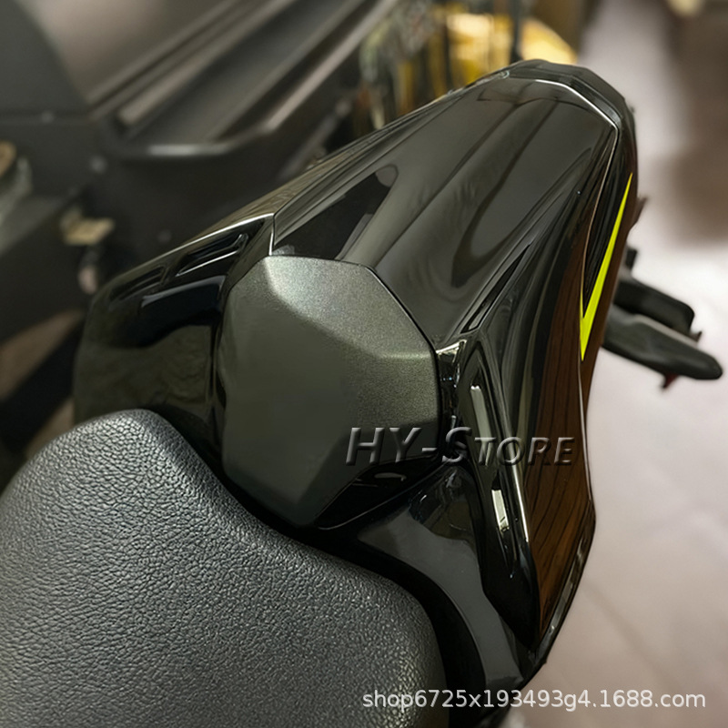 Suitable for Kawasaki Z900/Z900Se Motorcycle Rear Hump Rear Tail Cover Rear Seat Cover Single Seat Cover Competitive Rear Hump