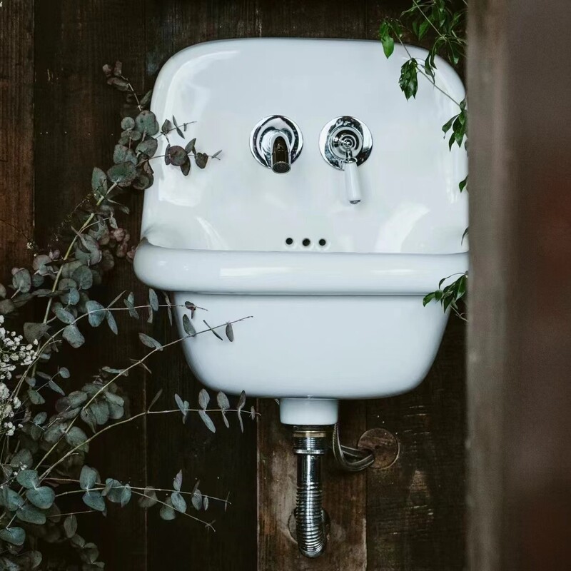 Designed Home Decoration Bathroom Rounded Small Size Wall-Mounted Wash Basin Small Space Mini Balcony Wall-Mounted Basin
