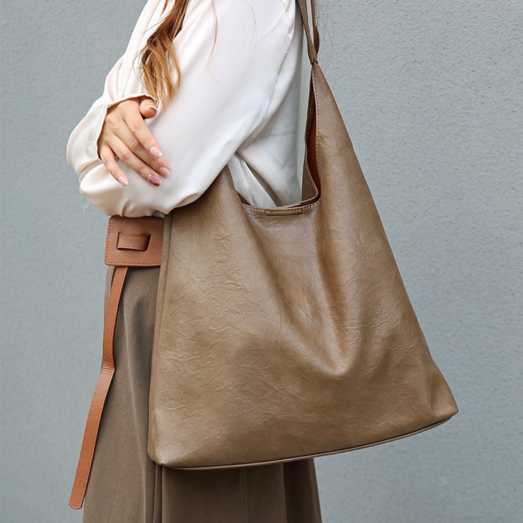 Podzimní 2024 Nová módní vysoce kvalitní texturovaná taška pro matku a dítě s velkou kapacitou, ležérní styl, univerzální_voghion.com