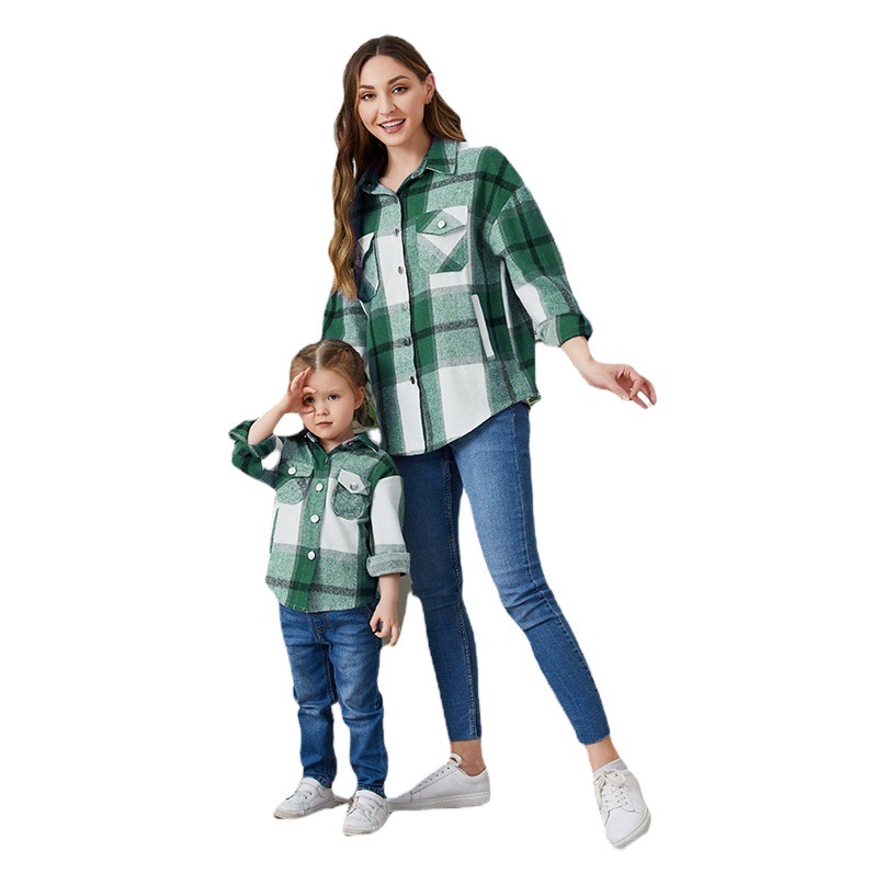 Las mujeres europeas y americanas de franela casual entre padres e hijos desgaste a cuadros de solapa Botón de manga larga abrigo de invierno suelta camisa de gran tamaño