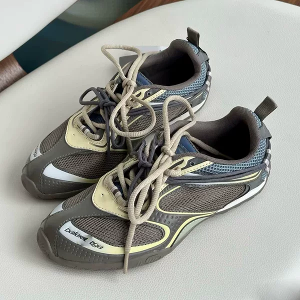 Paris Radar thin-soled sneakers, breathable mesh, lightweight and comfortable, barefoot shoes, unisex, vintage style, versatile casual shoes