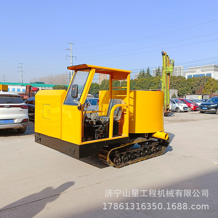 修建水渠用履带罐车 泥田输送混凝土搅拌车 3立方多功能搅拌机