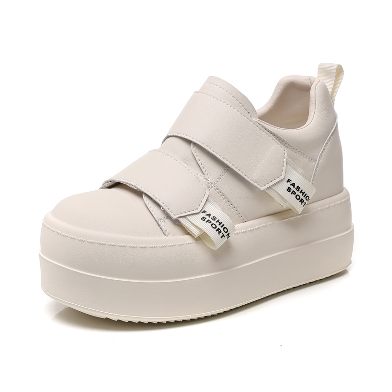 Giày sneaker nữ đế dày Velcro dáng nhỏ, phối màu be — Màu be