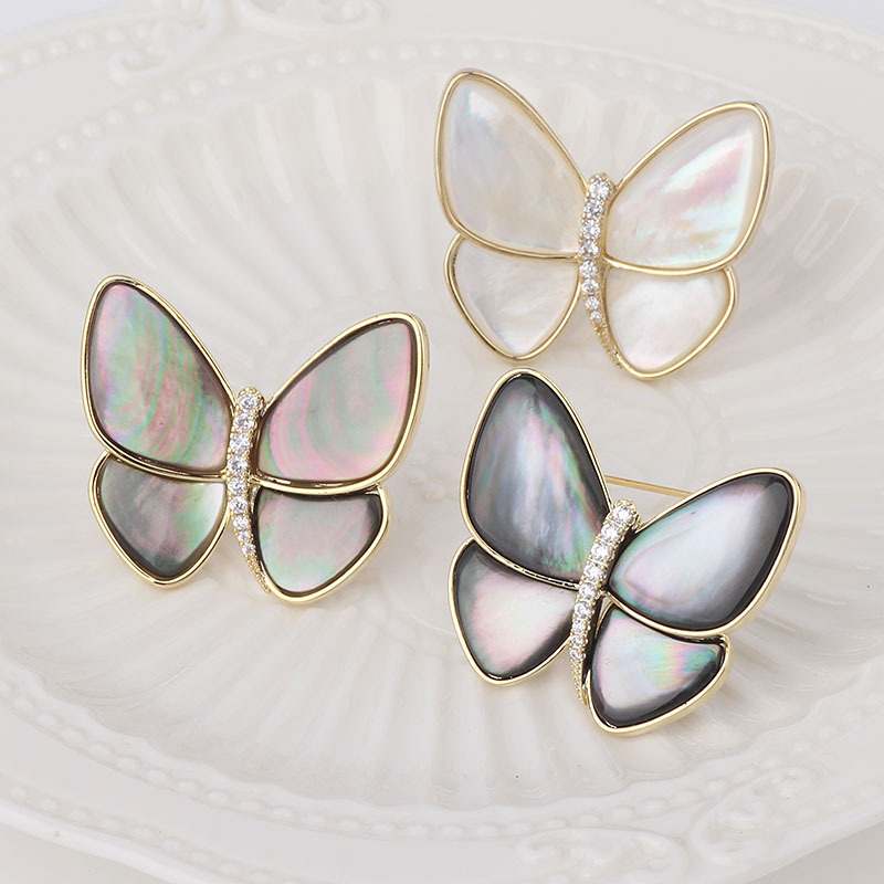 fashionable organic elegant brooch