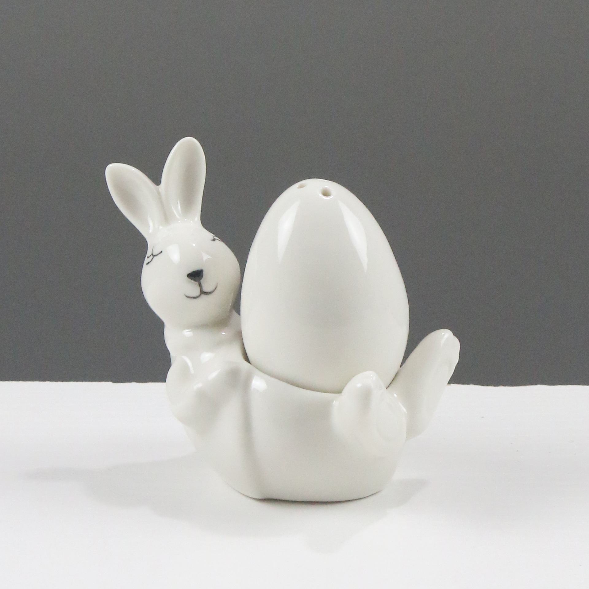 Estilo nórdico moderno de dibujos animados de cerámica juguetona conejo SP modelo sala de escritorio decoración de Pascua comercio exterior transfronterizo mayorista