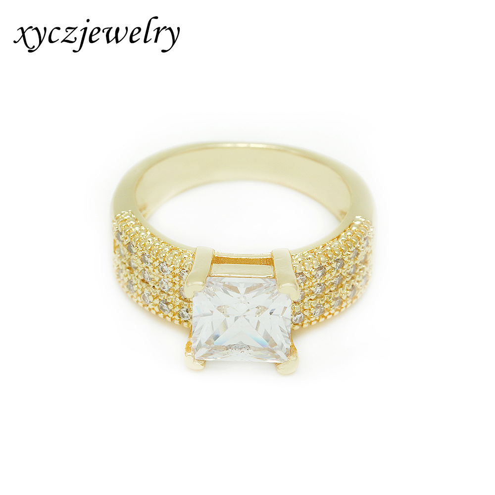fashionable golden accessory