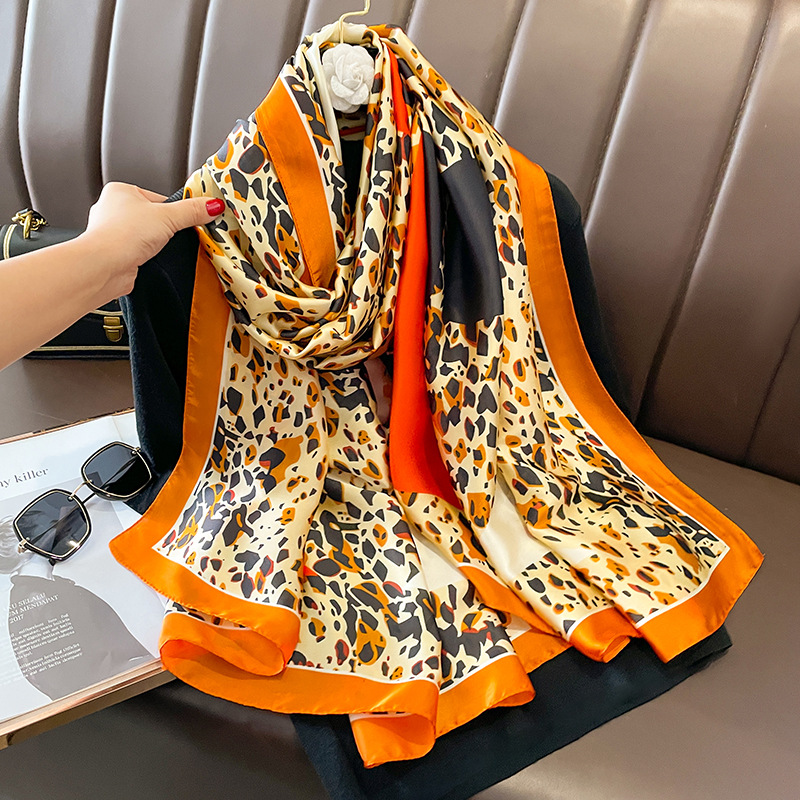 Women's Lady Leopard Imitated Silk Scarf display picture 2