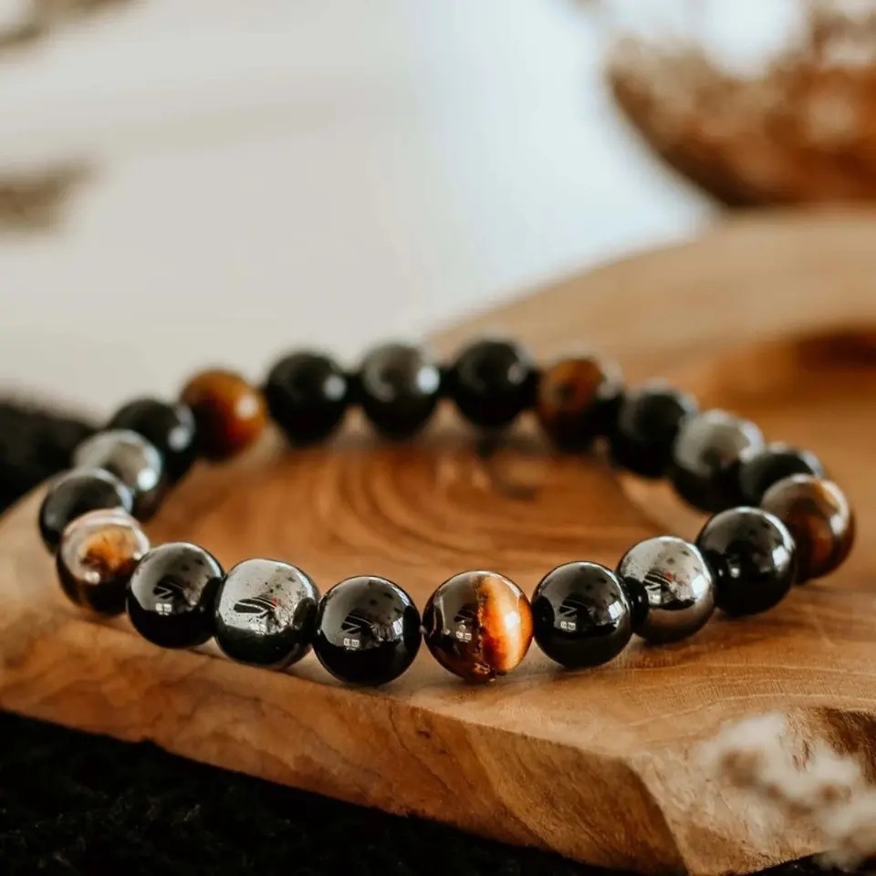 Tiger Eye Black Agate Bracelet 1