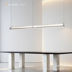 イタリア式の極めて簡単なレストランの一字のシャンデリアの高級感の食卓の島の電気スタンドの現代の軽い豪華な包みのハウスの長いバーの電気スタンド
