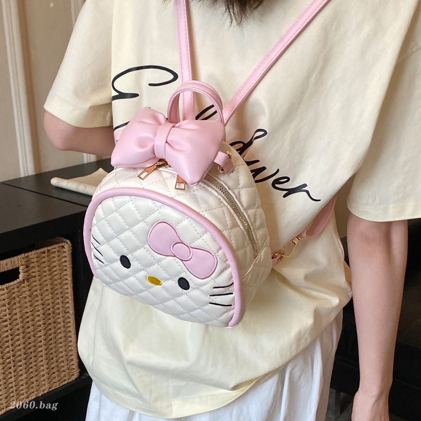 Mochila encantadora universal popular de dibujos animados de viaje dulce gato nuevo 2026 estudiantes de verano súper fuego