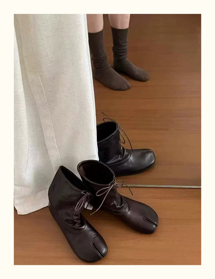 Bốt cổ ngắn nữ da bò xẻ ngón buộc dây ống rộng gót thấp — Màu nâu đậm, màu đen chi tiết 14
