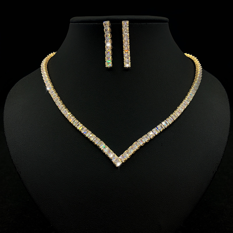 Luxurious Geometric Copper Plating Zircon Women's Bracelets Earrings Necklace display picture 6