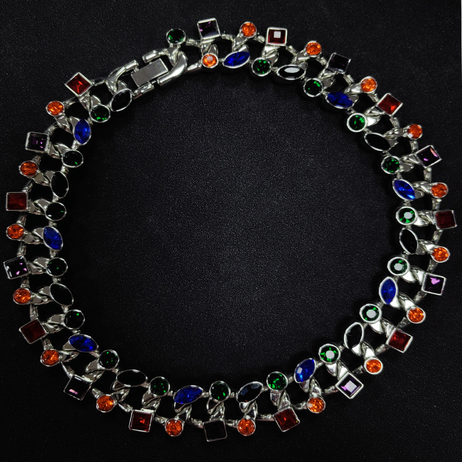 Hip Hop leichtes Luxus-Nischendesign, gemischte Farblegierung für Frauen, 23 mm farbiger Glasdiamant, kubanische Halskette, Schmuck_voghion.com