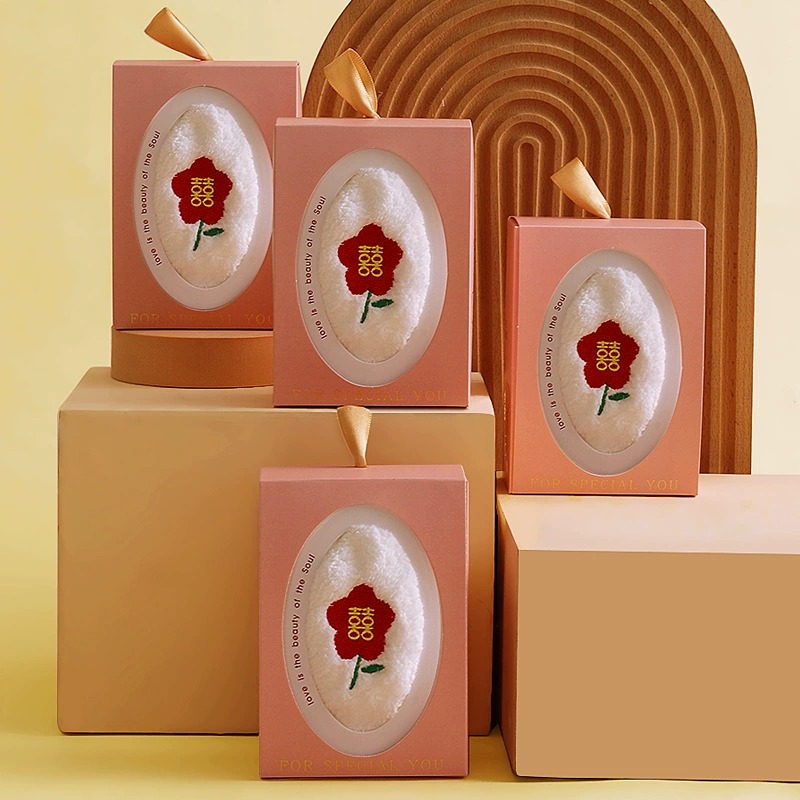 Свадебная церемония сопровождения Вышитое полотенце Квадратный маленький подарок Лучший мужчина Подружка невесты Возвращение подарок Полнолуние Детский сад Подарочная коробка Протрите полотенце для рук