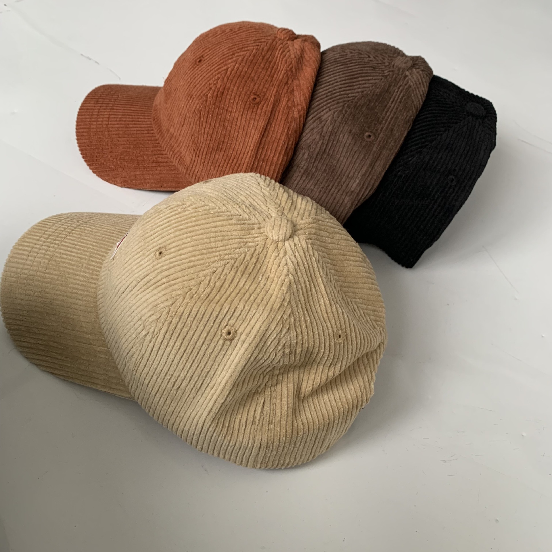 货号25A1615秋季新款日系刺绣字母小标休闲条绒棒球帽