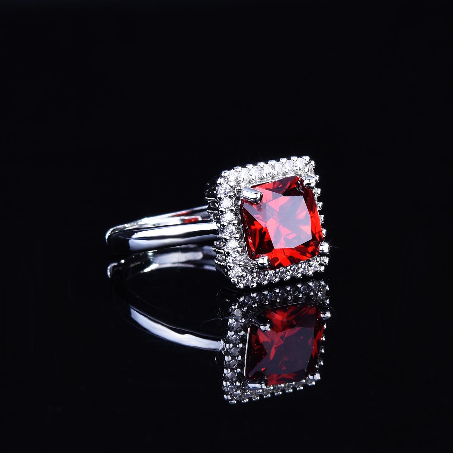 Cross-border European And American Foreign Trade Valentine Gift Fashion Princess Square Bag Diamond Ring Micro Inlaid Zircon Ruby Open Ring display picture 2