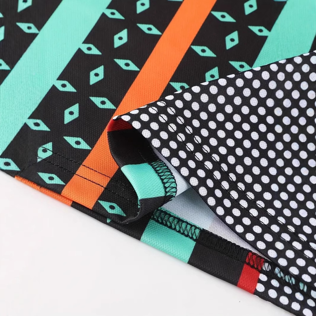 Camisa POLO con cremallera de manga corta suelta y transpirable con estampado 3D de rayas de contraste geométrico de personalidad caliente para hombres de negocios