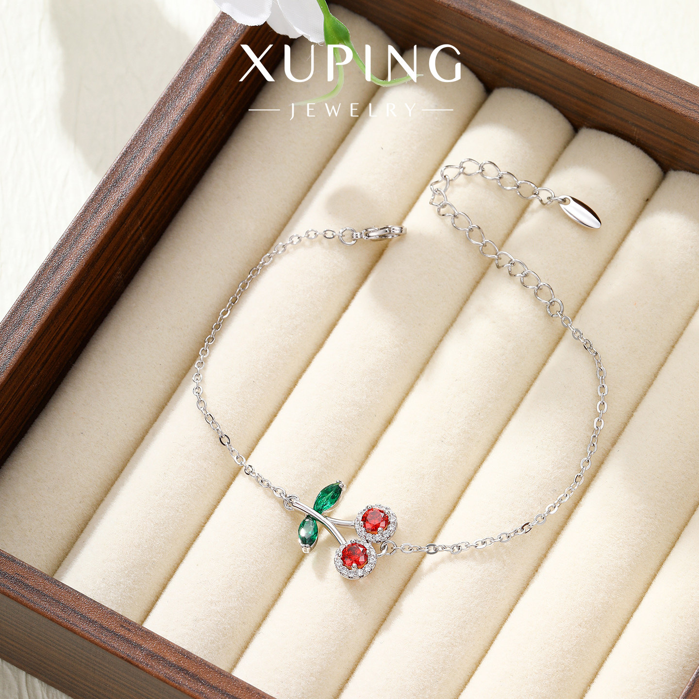 Xuping Europa y los Estados Unidos de moda transfronteriza simplista ins brazalete de aleación de cobre geométrica redonda pequeña pulsera de azúcar al por mayor mujeres