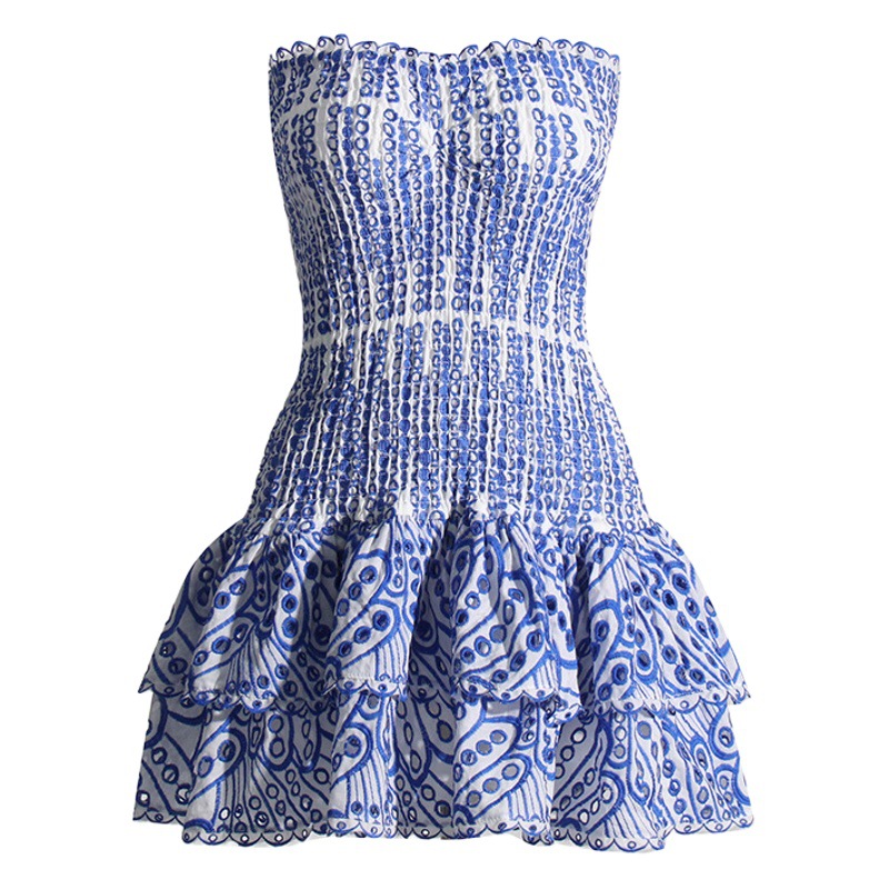 Minivestido sexy europeo y americano, nuevo estilo de verano 2026, sin tirantes, sin mangas, ajustado, con volantes en el bajo, para mujer. image 1