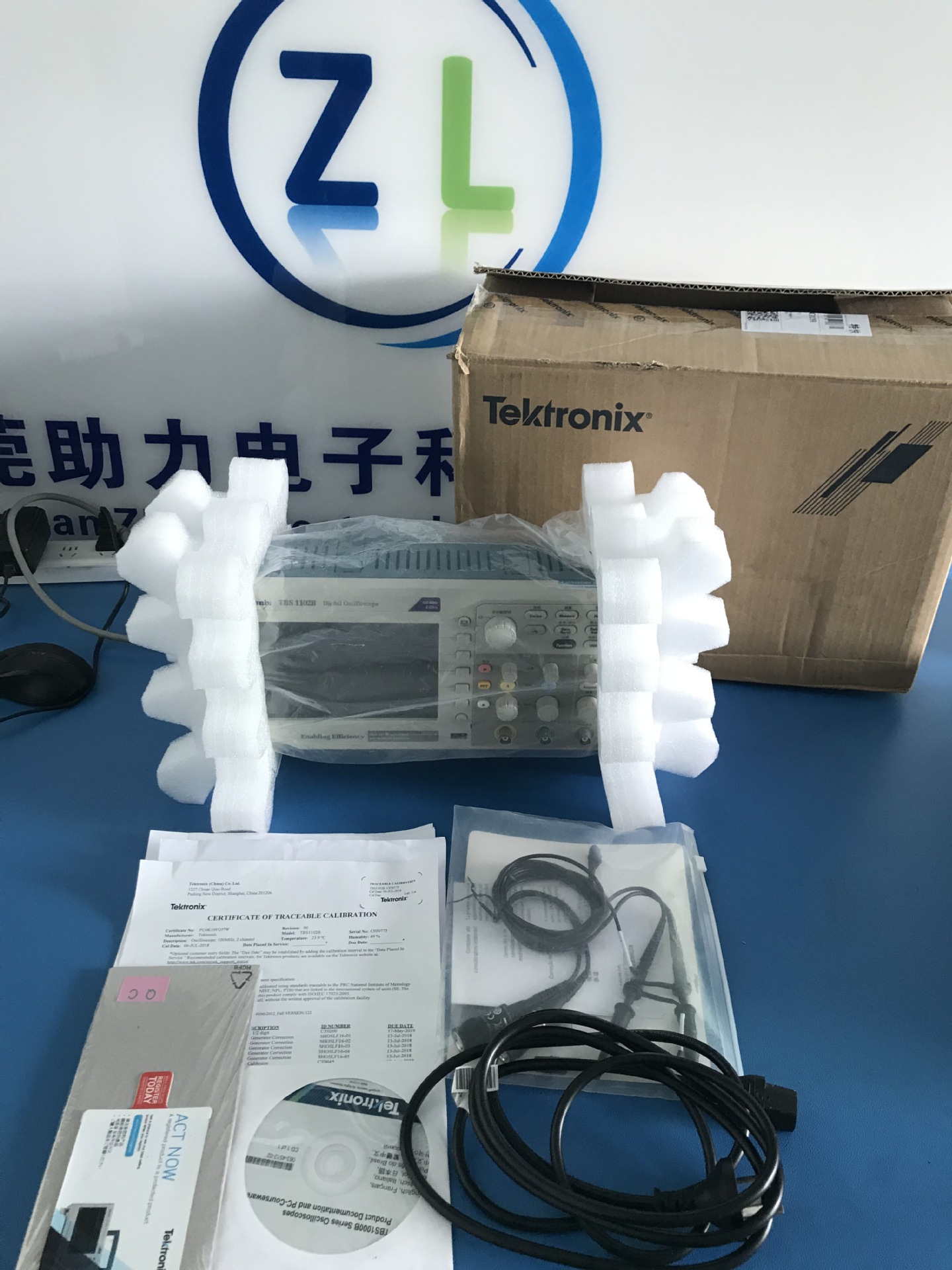 租MDO34 泰克混合域示波器MDO32 3-BW-200 MDO34 200M 350M 500M