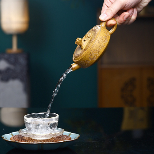 A piece of earthenware pot Yixing purple sand pot wholesale raw ore large mouth Crouching Tiger Hidden Dragon tea set Jade Rabbit pure handmade teapot