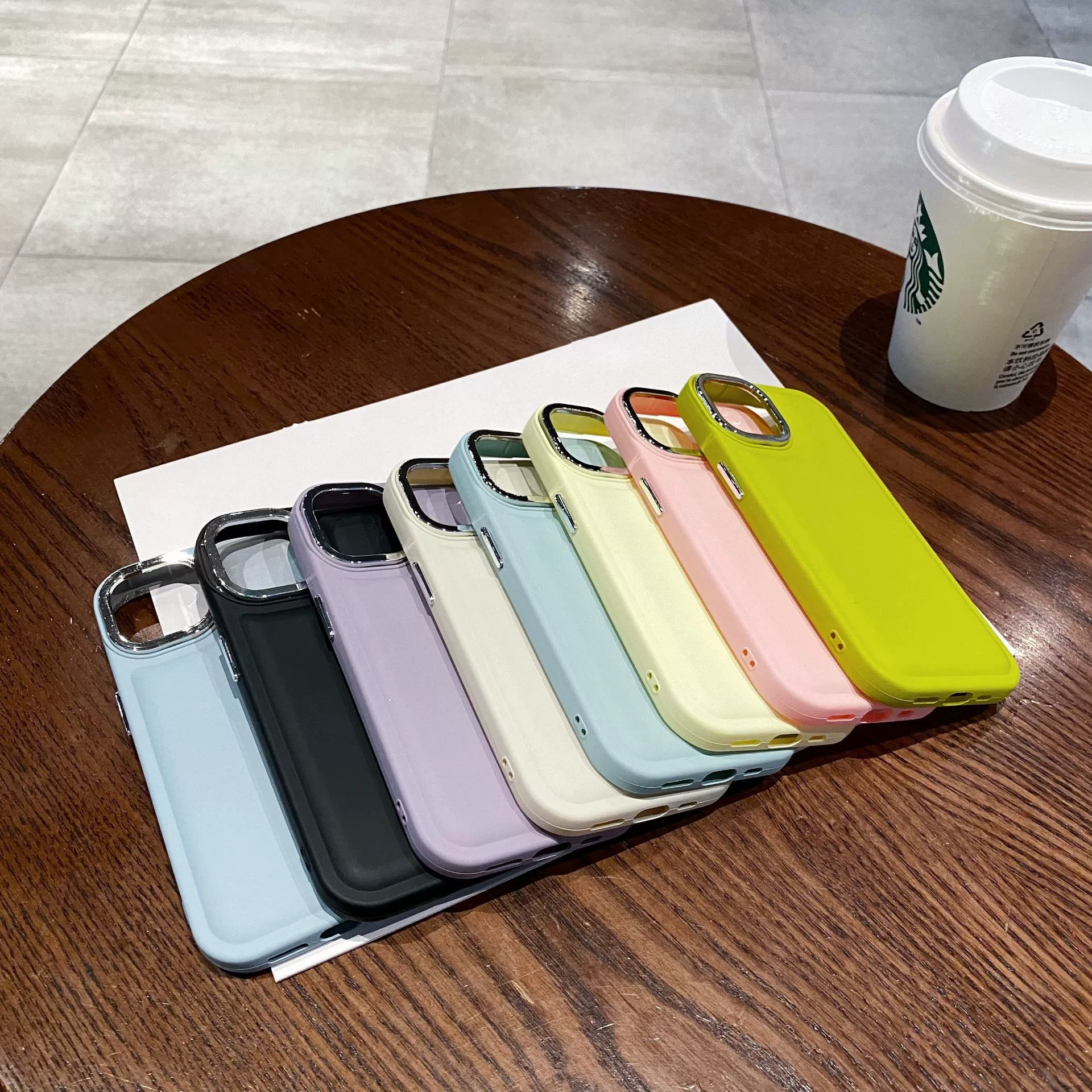 Чехол защитный для iPhone 15 Pro Max, совместимый с объективом Apple, простой и элегантный дизайн