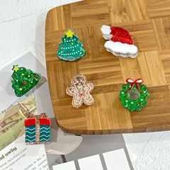 クリスマスシリーズの小さい偏平はクリスマスの帽子の姜パイの人を挟んでかわいいです。