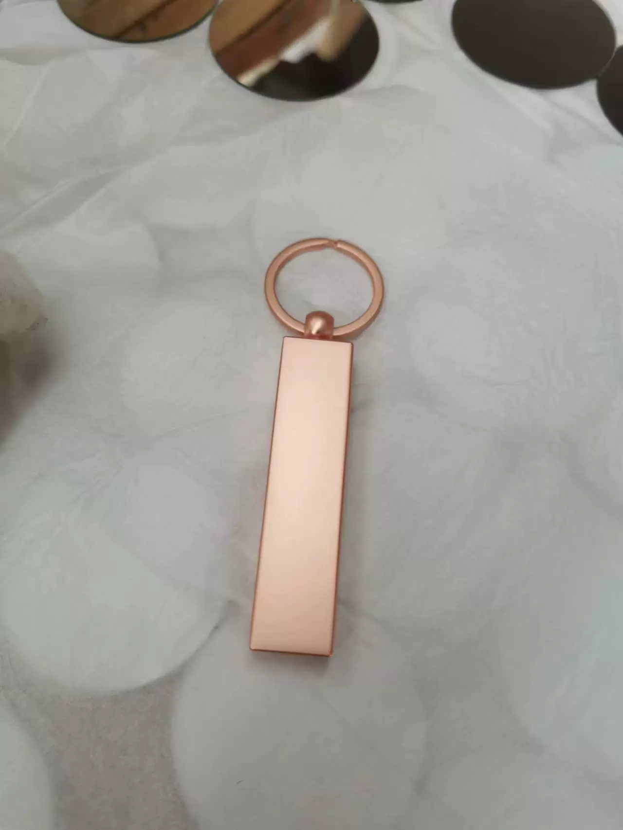 Metal pendant, phone holder, universal keychain