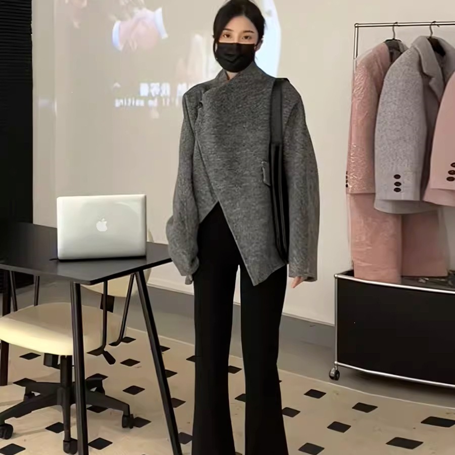 灰色毛呢子大衣秋冬新款韩版赫本风小个子高级短款毛呢外套