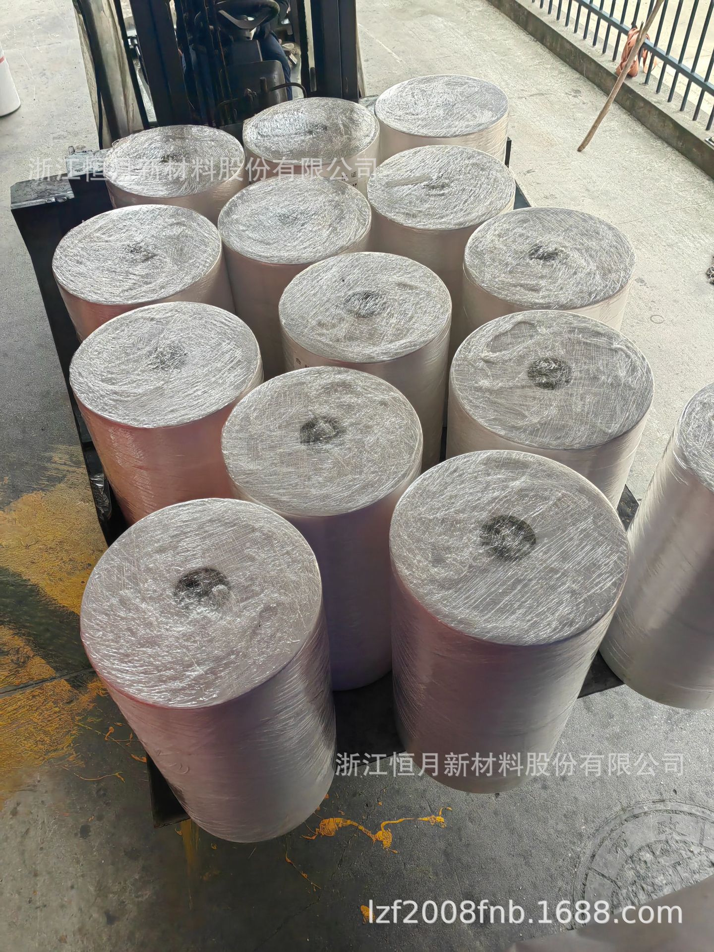 双组分亲水无纺布光面高光无纺布