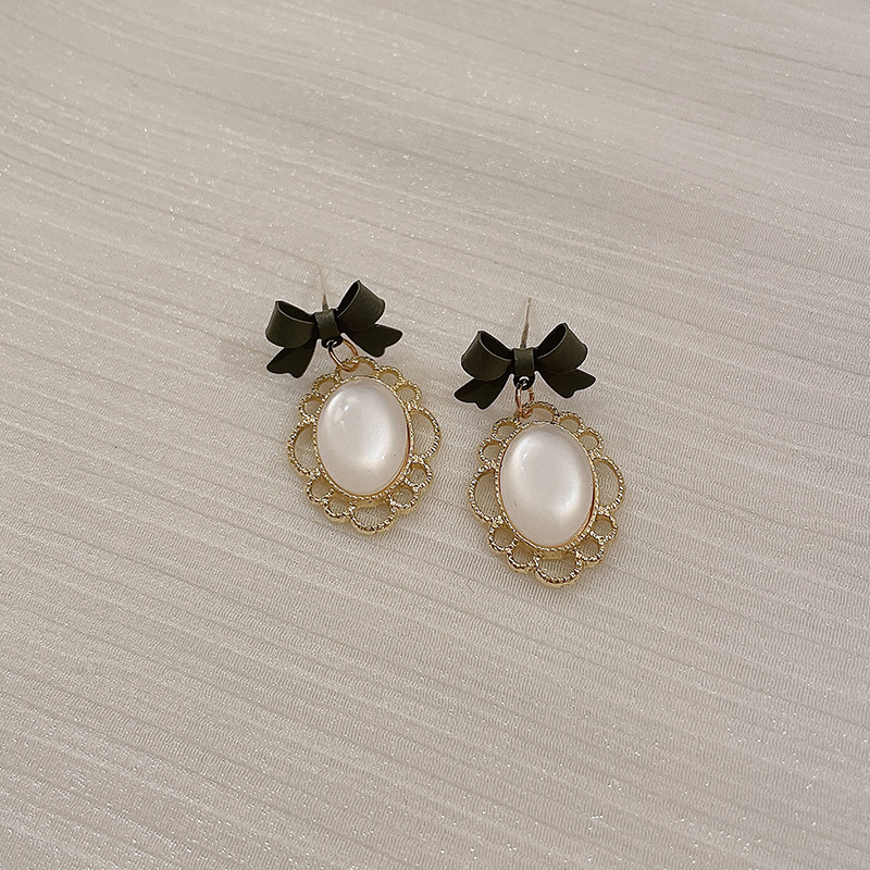 Pendientes de alta calidad de estilo francés de celebridades en línea para mujeres 2022 nuevos pendientes elegantes de moda pendientes populares pendientes largos pendientes Retro