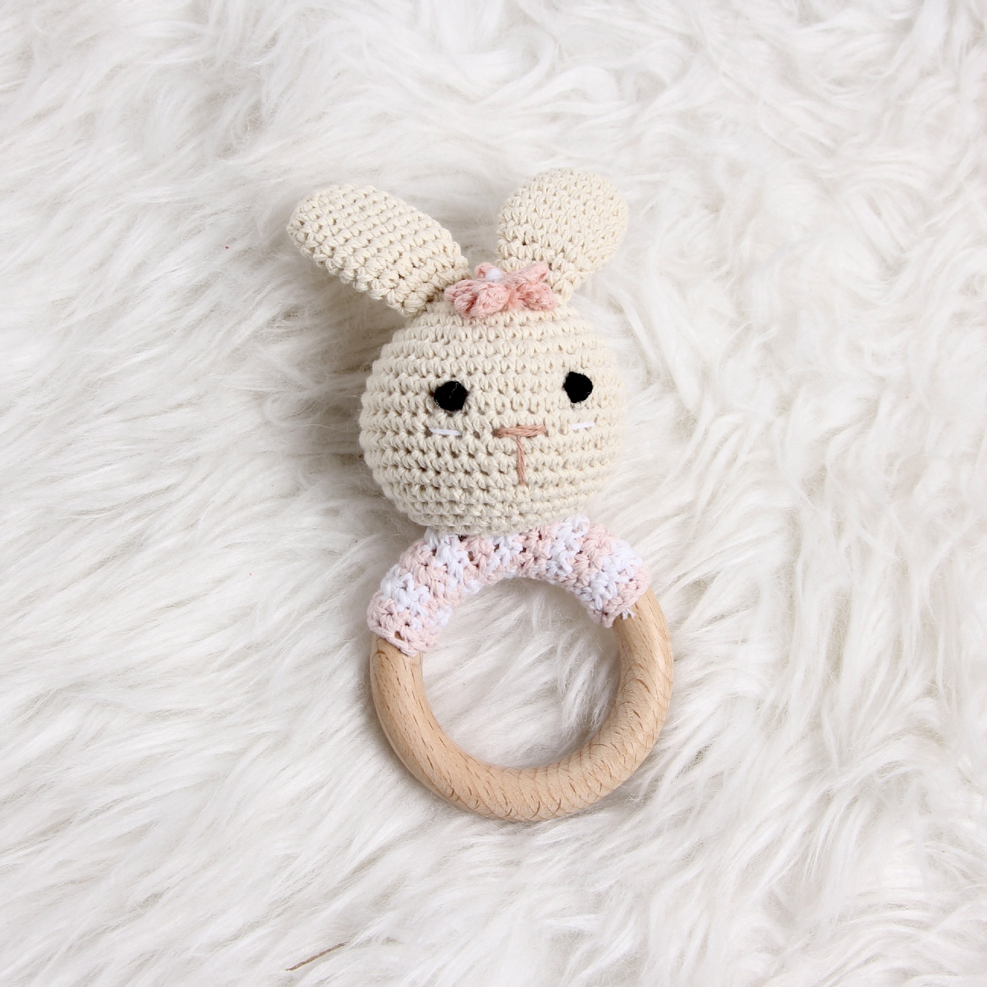 크고 귀여운 토끼